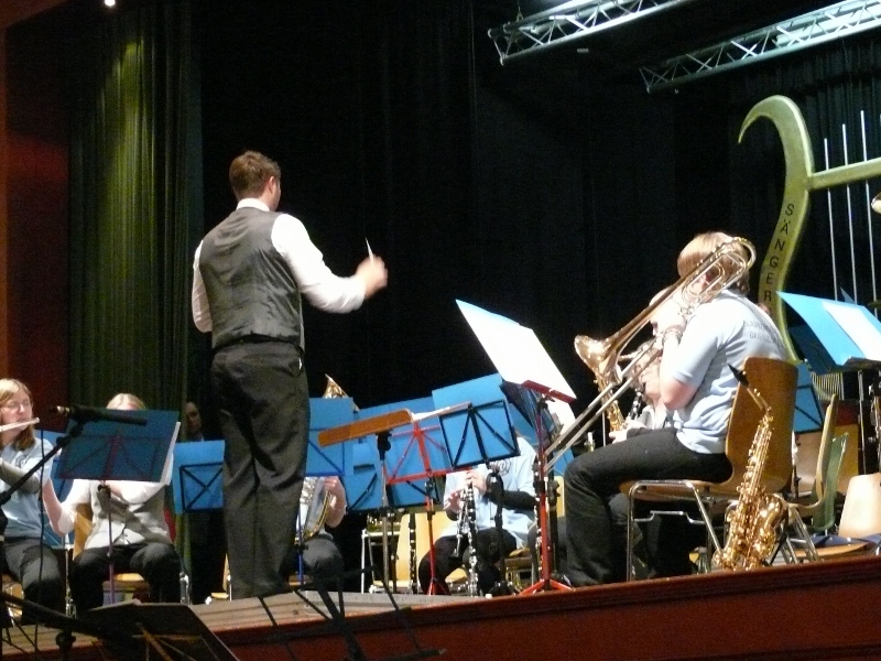 05.11.2011: Blech trifft Stimme  4. Konzert mit dem Blasmusikverein